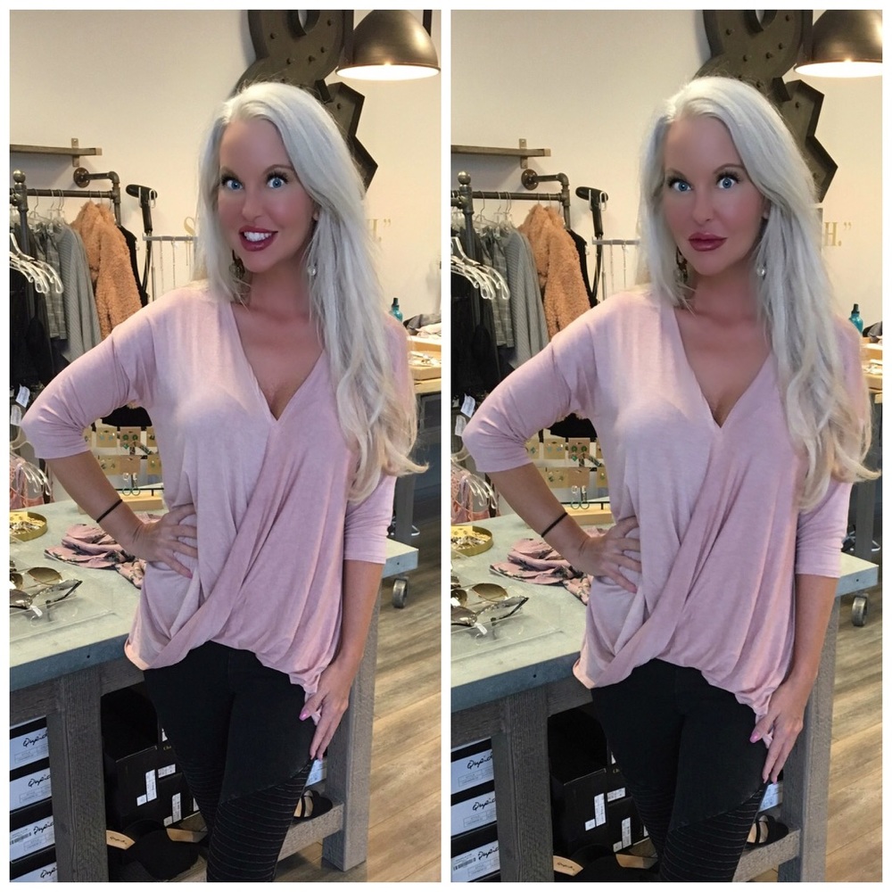 💕LAST 1! V Neck Surplice Jersey Knit Top! - Picture 1 of 3